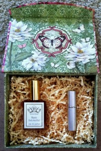 Natural Perfume and Travel Sprayer Gift Box