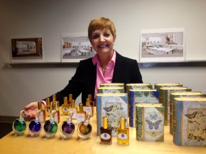 JoAnne Bassett Intuitive Custom Perfumer
